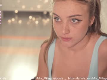webcam girl mia_milagros capture image #3711367