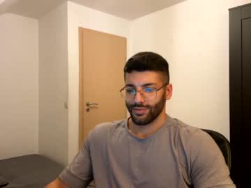 webcam man rogan1604 capture image #1323633