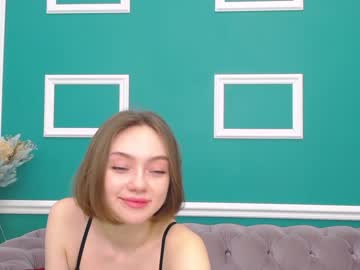 webcam girl adelewilson__ capture image #1032316