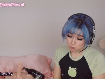 webcam girl evelynpiers capture image #119479