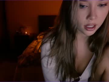 webcam girl bitter_moon capture image #4081246
