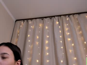 webcam girl amandamedrano capture image #4853330