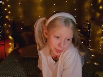 webcam girl simonagerry capture image #4690419