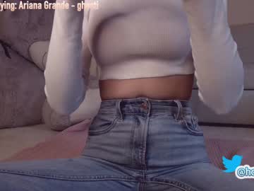 webcam girl hollyextra capture image #785210