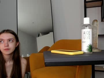 webcam girl april_moon_s capture image #3143311