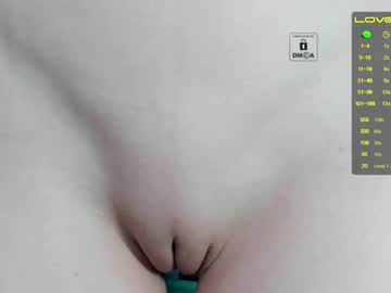 webcam girl _witch__ capture image #1082580