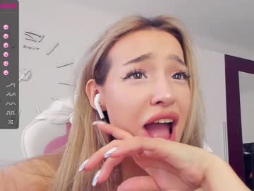 webcam girl miolimm capture image #2160725