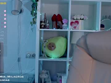 webcam girl mia_milagros capture image #4552064