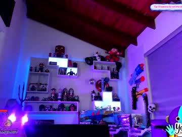 webcam girl yesikasaenz capture image #4468205