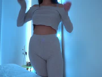 webcam girl houseofkei capture image #1946477