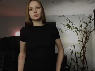 webcam girl klayro capture image #5616922