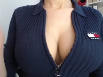 webcam girl eat_mee_out capture image #2719853