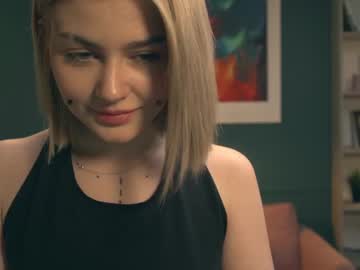 webcam girl sophiastorm capture image #1392364