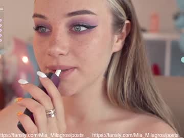 webcam girl mia_milagros capture image #3356591