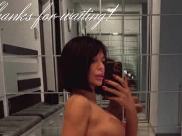 webcam girl ingridblondy94 capture image #4983592