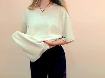 Cam for _angel_doll