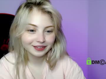 webcam girl shy_blondiee capture image #5373870
