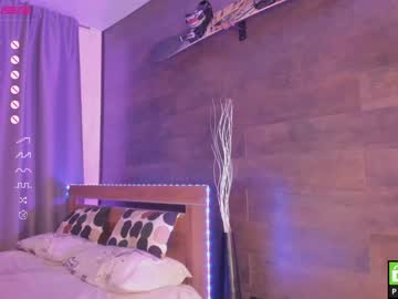 webcam girl yolandabertha capture image #5448204