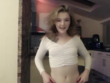webcam girl lucydelovely capture image #4990354