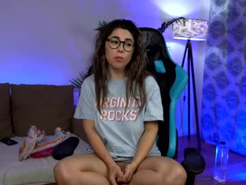 webcam girl naughtyrider69 capture image #1643042