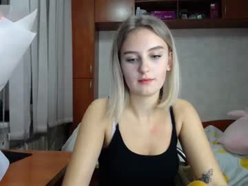 webcam girl melena_shy capture image #414209