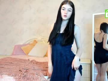 webcam girl vivien_cart capture image #3929960
