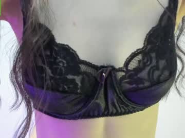 webcam girl lucie_beltran capture image #4121754