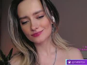 webcam girl _yvie_ capture image #5128616