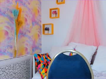 webcam girl leila_moors capture image #237492