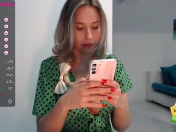 webcam girl theellenshow capture image #5025470