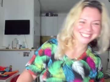 webcam girl kiradivine capture image #4309558