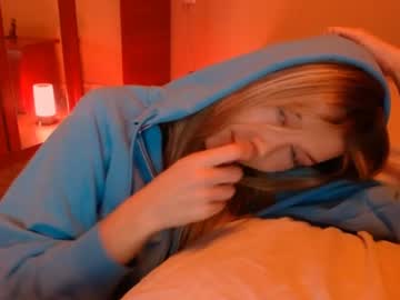 webcam girl bitter_moon capture image #5246912