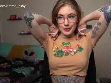 webcam girl emma_ruby capture image #4953060