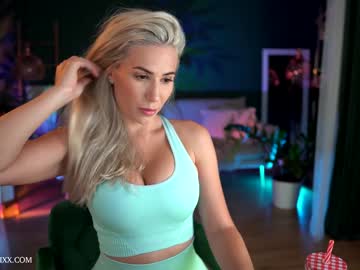 webcam girl provocatrixx capture image #4176593