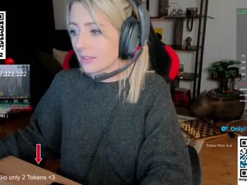 webcam girl kimilee22 capture image #1995893