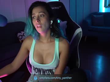 webcam girl tiny_panther capture image #379634