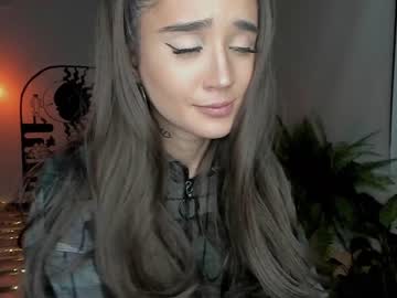 webcam girl lonelly_lolly98 capture image #4476762
