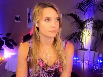 webcam girl phoenix_taylor capture image #340368