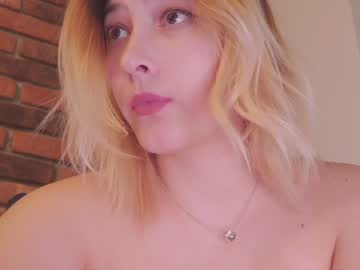 webcam girl aveksmr capture image #2456288