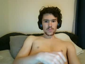webcam man manwithaweapon capture image #515867