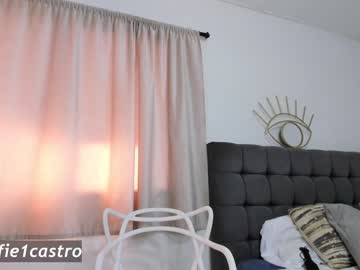 webcam girl effie_castro capture image #1390373