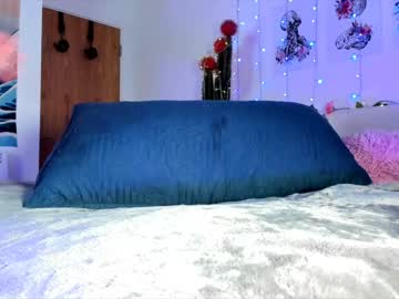 webcam girl littlee33 capture image #2578145