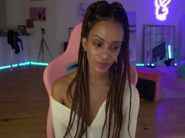 webcam girl sasha_amour capture image #2580400