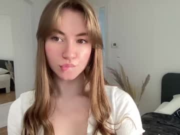 webcam girl strawberryjamx capture image #2317405