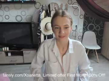 webcam girl xoanetta capture image #2737045