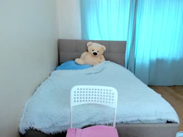 webcam girl yana_squrel_22 capture image #3216271