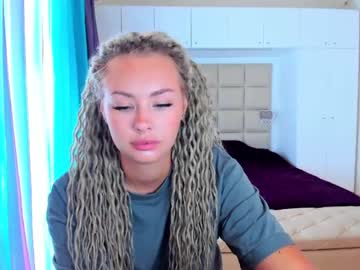 webcam girl 8a8y_nura capture image #3541652