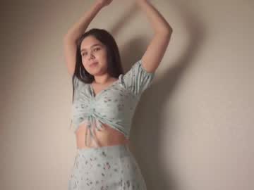 webcam girl helenmoors capture image #5445256