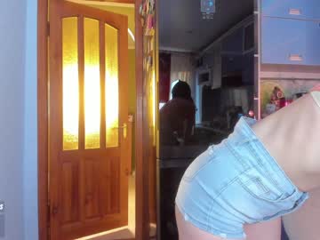 webcam girl sweety_rinushka_ capture image #2490141