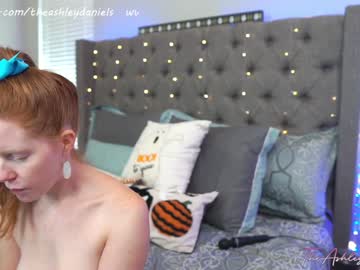 webcam girl theashleydaniels capture image #3831068